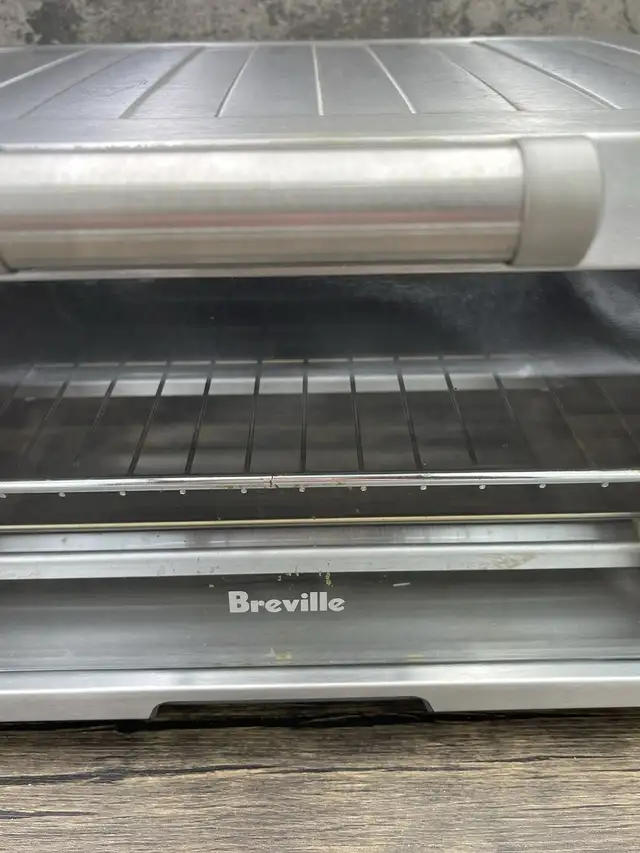 Breville The Mini Smart Toaster Oven in Stoves, Ovens & Ranges in City of Toronto - Image 3