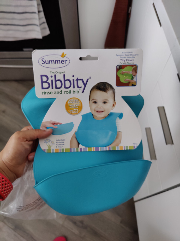 Baby bibs in Feeding & High Chairs in City of Toronto - Image 2