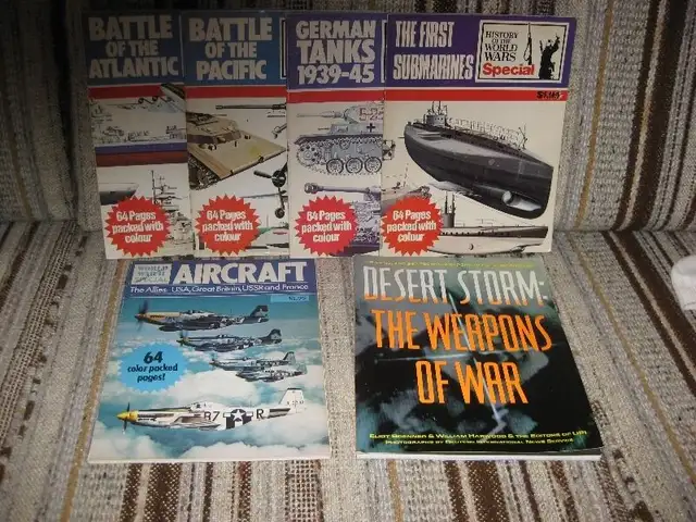 VHS DE GUERRE ET LIVRES SUR LA GUERRE - VINTAGE in Arts & Collectibles in Laval / North Shore - Image 3