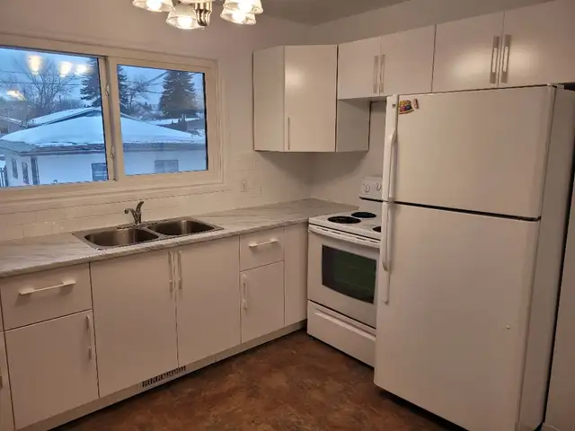 Main Floor Utilities Included