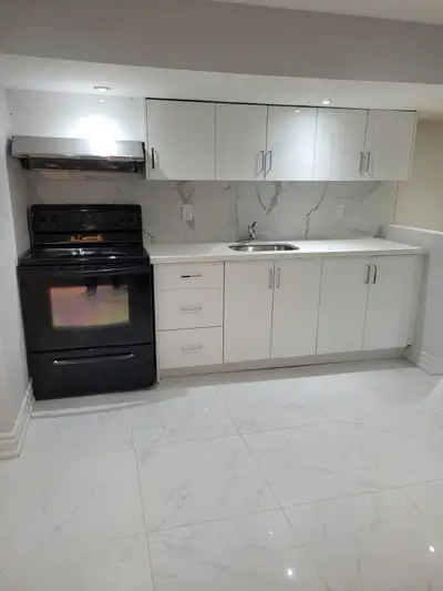 Toronto separate entrance basement unit for $1600