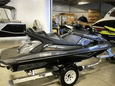 Selling my 2017 Yamaha Waverunner FX Cruiser HO 1.8L. Three-seater. Comes with trailer and original...