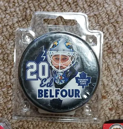 Puck Toronto Maple Leafs Ed Belfour #20 Offical Player, View more