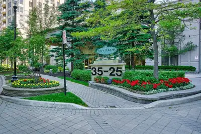 One  Bedroom Condo