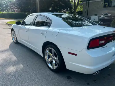 New tires, camshaft, lifters, fluids all changed, and rebuilt transmission. Windows tinted. Well mai...