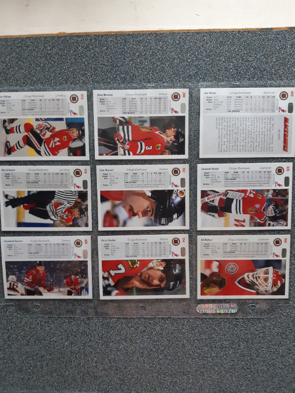 Carte de hockey Blackhawks de Chicago Upper Deck 1991-1992 dans Art et objets de collection  à Lévis - Image 4