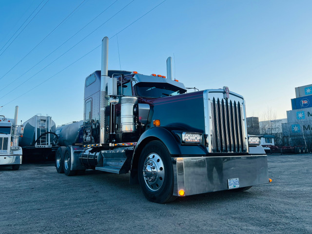 Kenworth W900 in Other Business & Industrial in Delta/Surrey/Langley - Image 2
