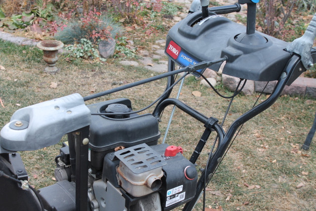 SNOW BLOWER FOR SALE in Snowblowers in Edmonton - Image 2