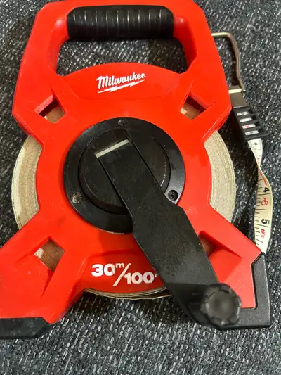 Milwaukee 30m/100ft Tape Measure, View more