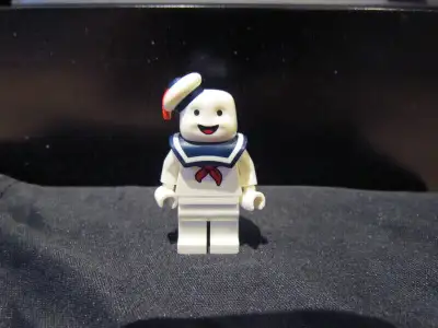 LEGO® Ghostbusters™ Stay Puft Marshmallow Man. The real deal. Excellent condition. Smoke free / Pet...