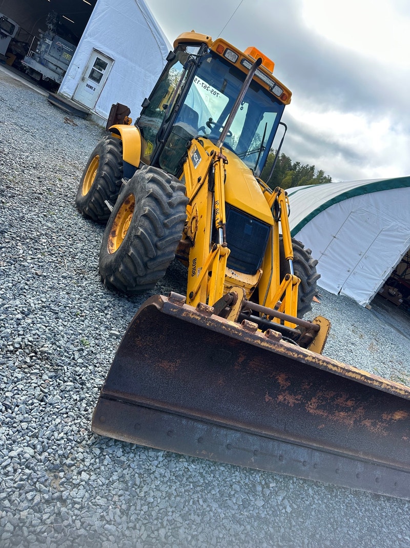 2006 JCB 4CX Backhoe approx 5000 hrs Heavy Equipment Timmins Kijiji