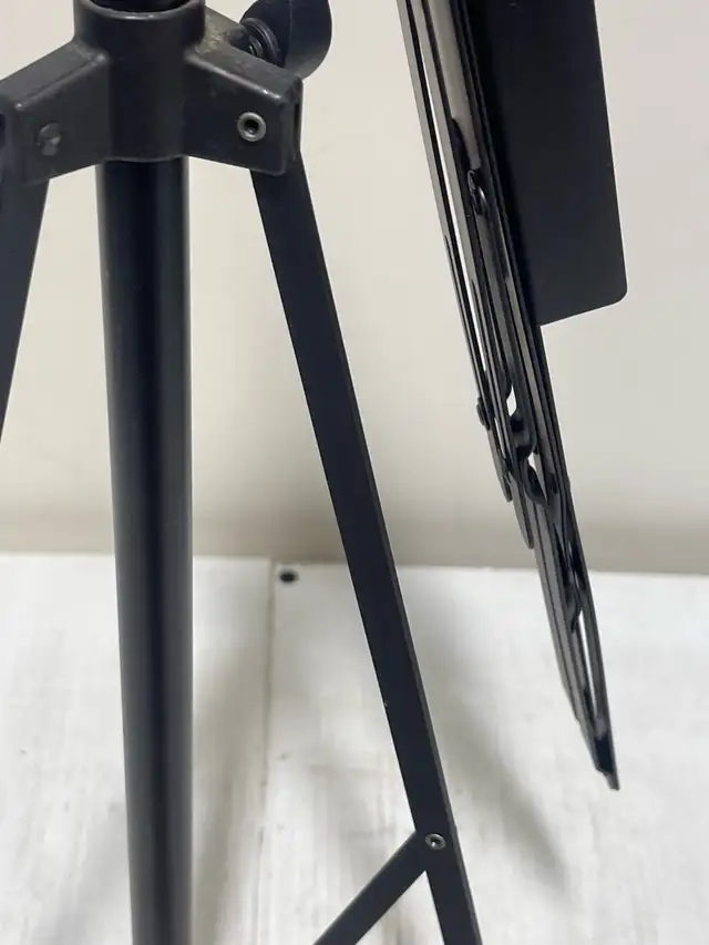 Portable Folding Tripod Easel Stand565620381477120001