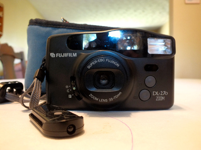 Tested Fujifilm DL-27o FILM camera Zoom with IR remote, case. in Cameras & Camcorders in St. Catharines - Image 2