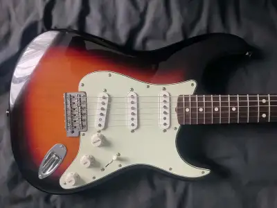 Fender Stratocaster Vintera II 60's Échange Trade possible, View more