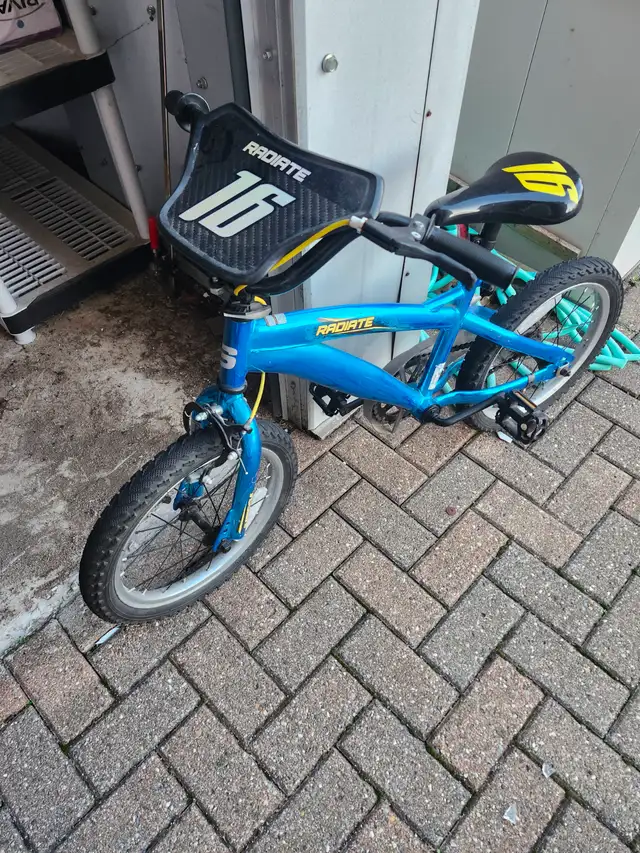 2 Bikes for sale ,Supercycle 20 inch,blue,and Radiate16 inch,bot in Kids in Windsor Region - Image 8