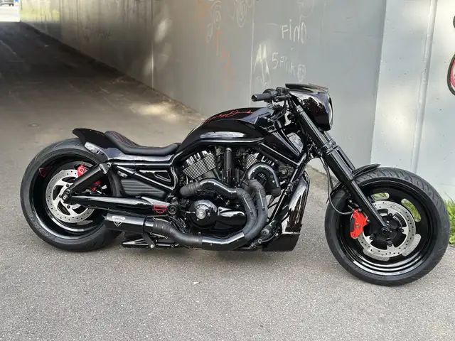 2008 VRod NightRod Special With Low Kms Brand New Build in Street, Cruisers & Choppers in Oakville / Halton Region - Image 10