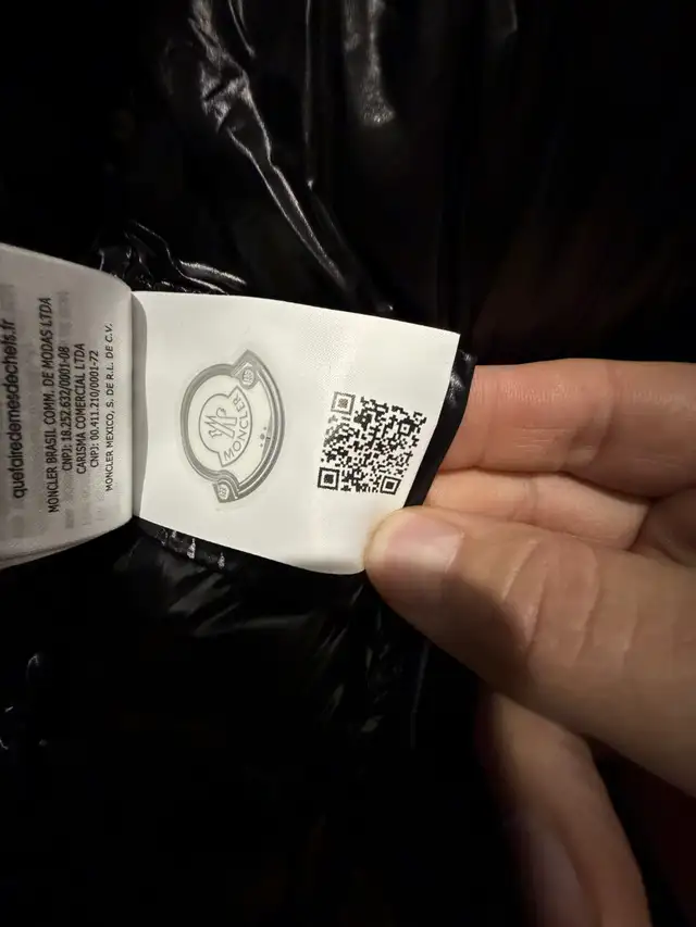 Manteau Moncler jacket in Men's in Laval / North Shore - Image 9