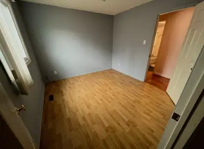 2 rooms are available in a detached townhouse located in the highly desirable heart of Square One. T...