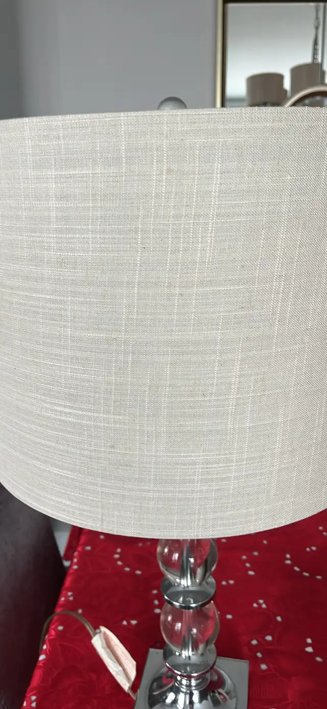 Table Lamp in Indoor Lighting & Fans in Mississauga / Peel Region - Image 4