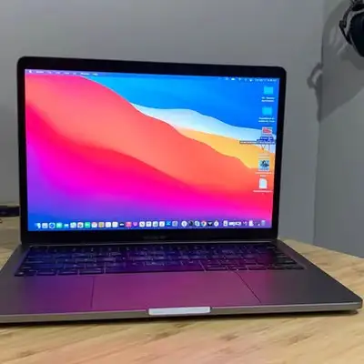 Macbook pro m1 256gb, View more