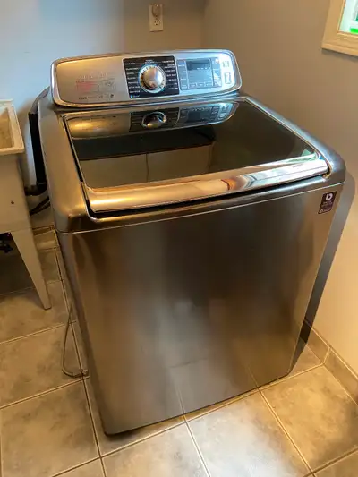 Samsung washer & Maytag dryer combo., View more