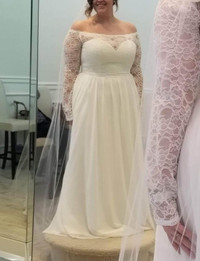 Wedding Dress (Size 18)
