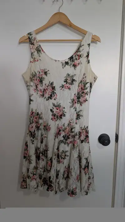 Suzy Shier Dress Size 16 /XL, View more