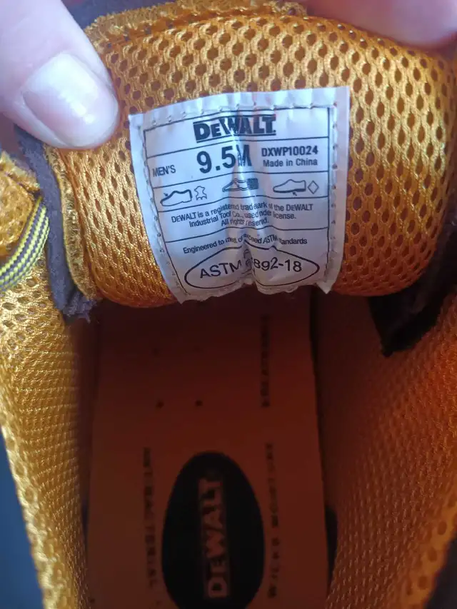 DeWalt Plasma Work Boots in Men's Shoes in City of Toronto - Image 5