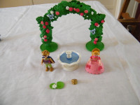 Playmobil arche fleurie et enfants royaux