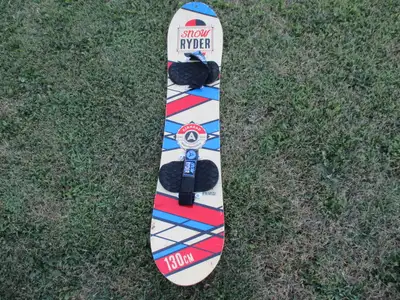 USED 130 CM SNOW RYDER SNOWBOARD-AIRHEAD-80/200 LBS-NICE SHAPE!, View more