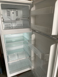 GE apartment size  refrigerator 