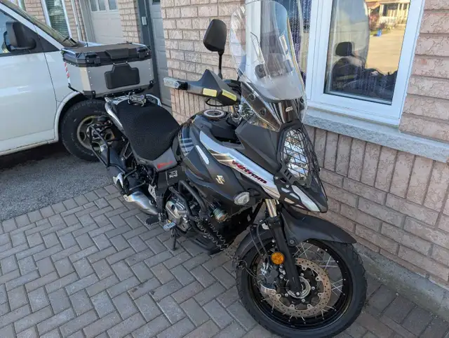 motorcycle in Motorcycle Parts & Accessories in Markham / York Region - Image 5