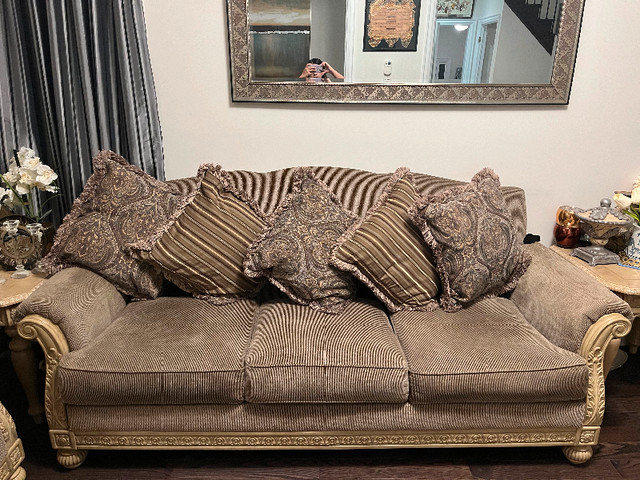 Brown Sofa set (sofa, love seat and chair) in Couches & Futons in Mississauga / Peel Region