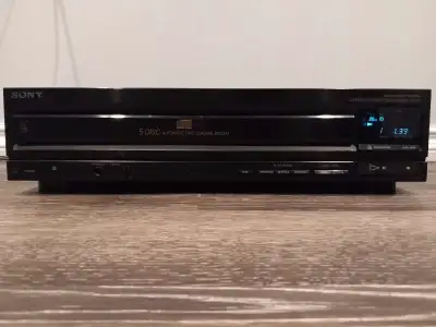 Sony 5 Disc CD Player 