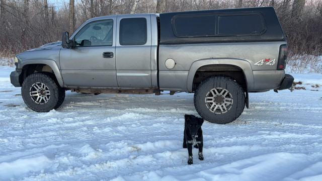 2007 GMC sierra 2500HD Classic in Cars & Trucks in Calgary - Image 3