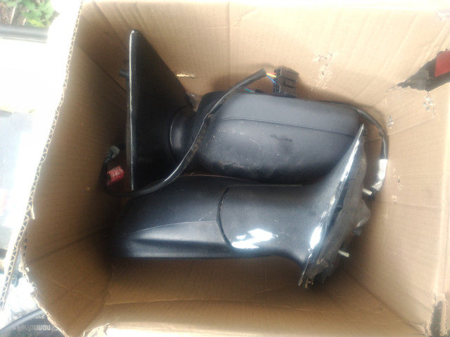 97-03 f150 electric mirrors. in Other Parts & Accessories in Kingston - Image 2