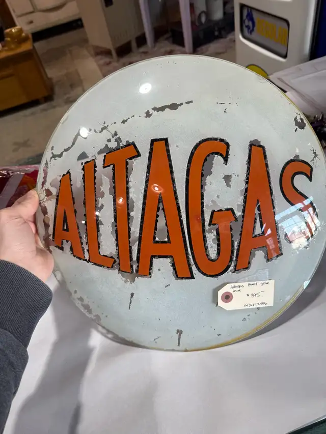 Scarce original Altagas gas pump globe lense 