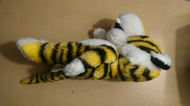 OBO T.C. Official Mascot Hamilton Tiger-Cats Plush RARE in Arts & Collectibles in Thunder Bay - Image 2