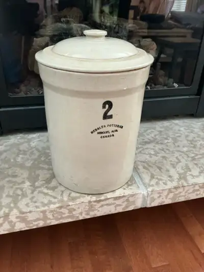 Vintage Medalta #2 Stoneware Crock with Lid, View more