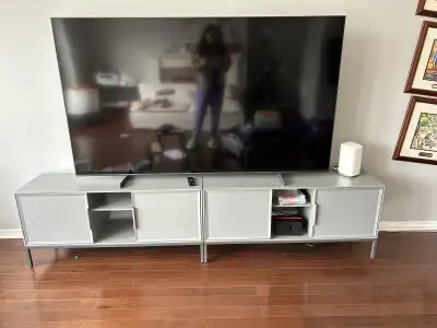 75-inch Samsung TV : Q60C, , View more