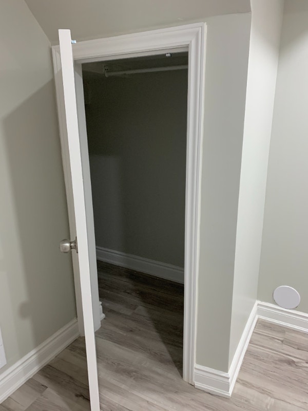 BramptonBrand new 1 bed room furnished Legal basement apt rent Long