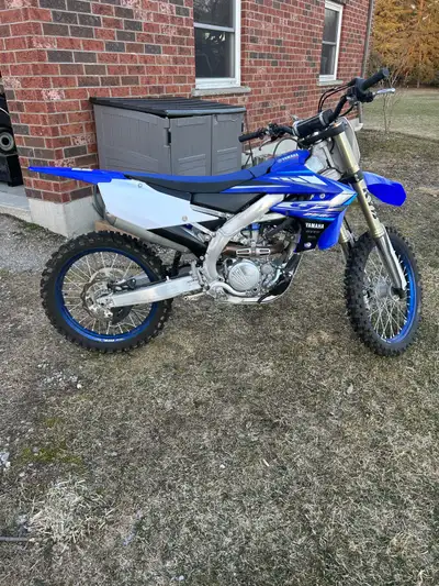 Very clean yz250f Has around 13hrs on it No rush to sell, would consider trading for a newer skidoo...