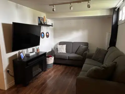 For Rent - Spacious 1 bedroom apartment | Private entrance | 2 Parking Spots Looking for a comfortab...