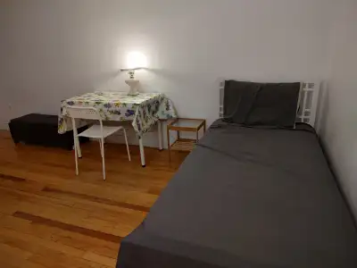 chambre tt inclue mètro joliette libre immédiatement