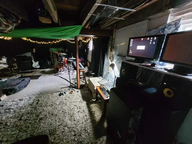 Hourly Jam Space in Downtown Brampton available, limited spots63849000814723121