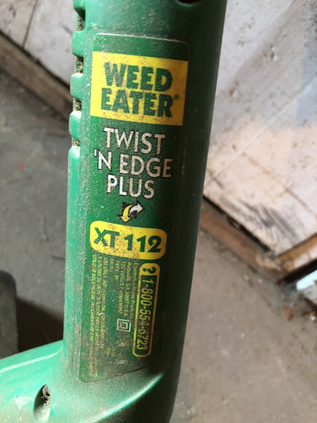 weed eater XT 112 edge trimmer coupe bordure electrique Tondeuses et