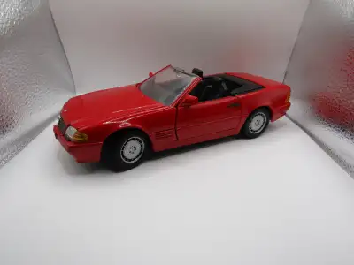 1/18 DIECAST MERCEDES-BENZ 500SL DE REVELL PEUT POSTER PARTOUT MERCI DE VOIR MES AUTRE ANNONCES