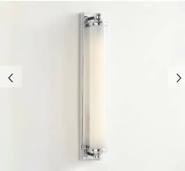 2 pottery barn bathroom sconces in Indoor Lighting & Fans in Ottawa - Image 3