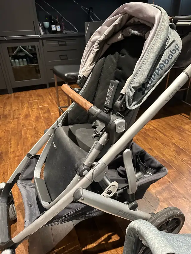 UppaBaby Vista 2019 in Strollers, Carriers & Car Seats in City of Toronto - Image 5