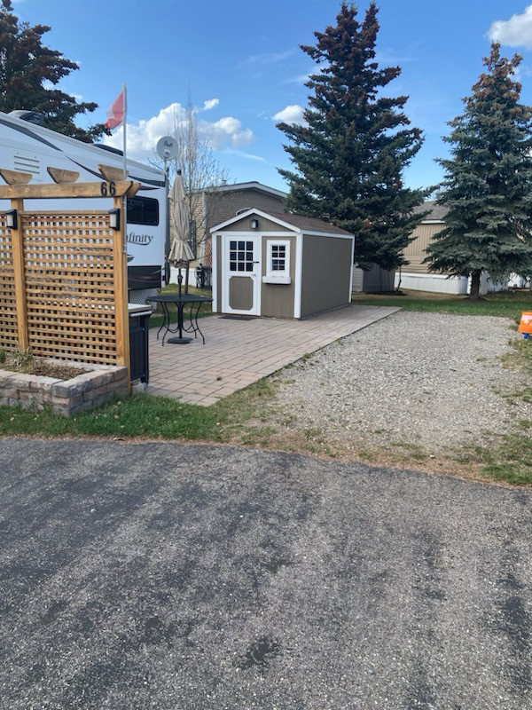 RV LOTS FOR RENT IN COUNTRY LANE ESTATES in Alberta